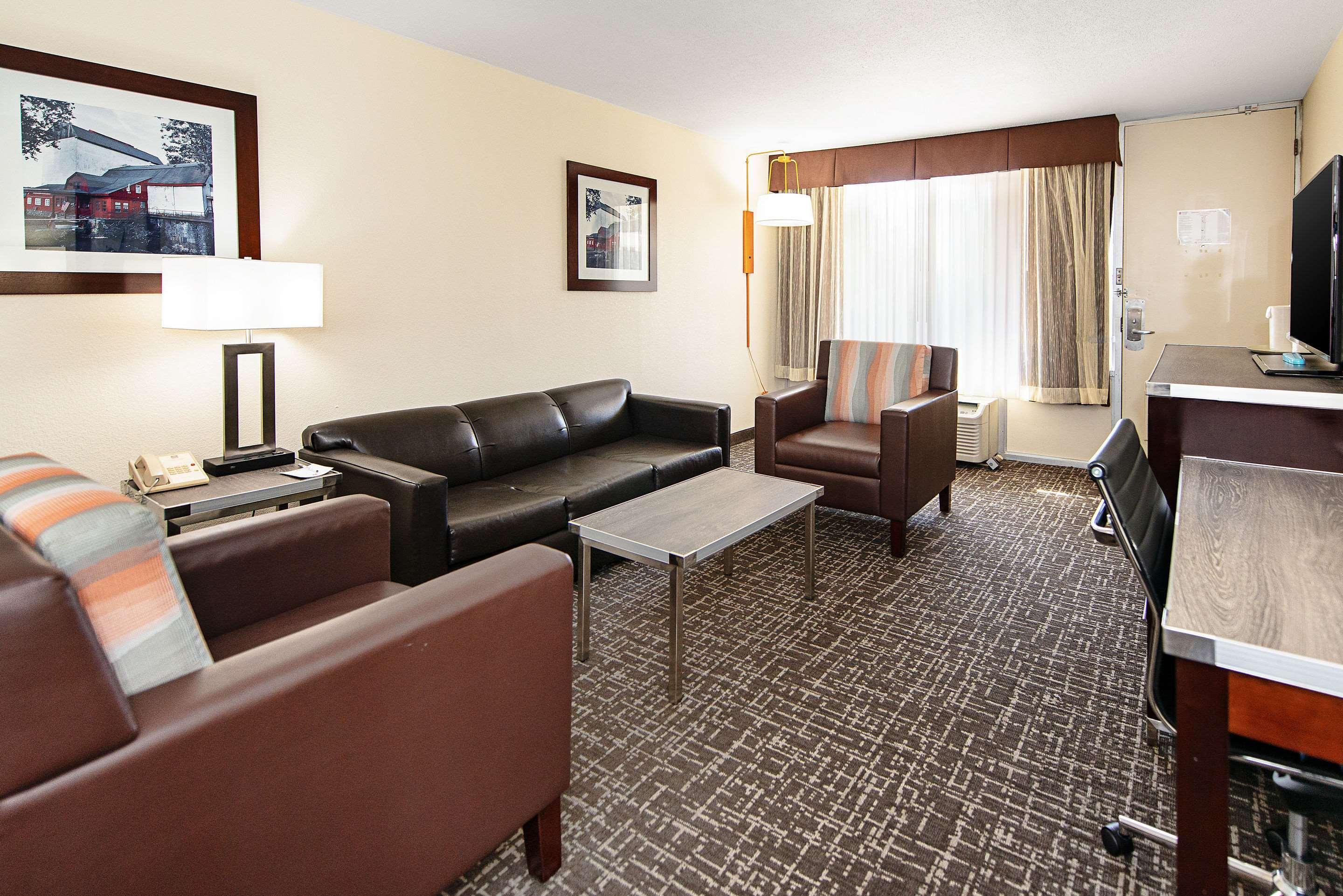 New Hope Inn & Suites Kültér fotó